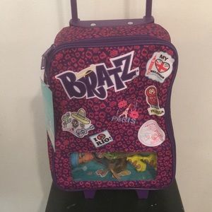 Bratz Yasmin Study abroad Suitcase & Doll NEW Adjustable Handle Bottom Wheels